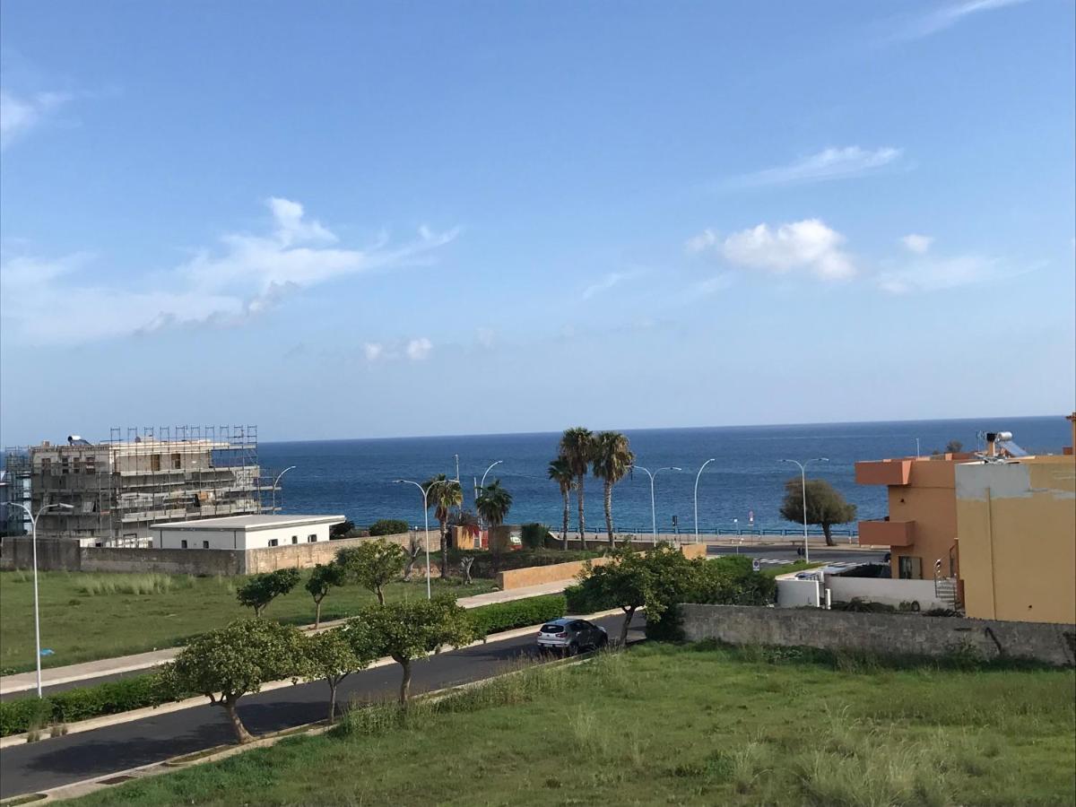 Scogliera Apartments Авола Екстериор снимка