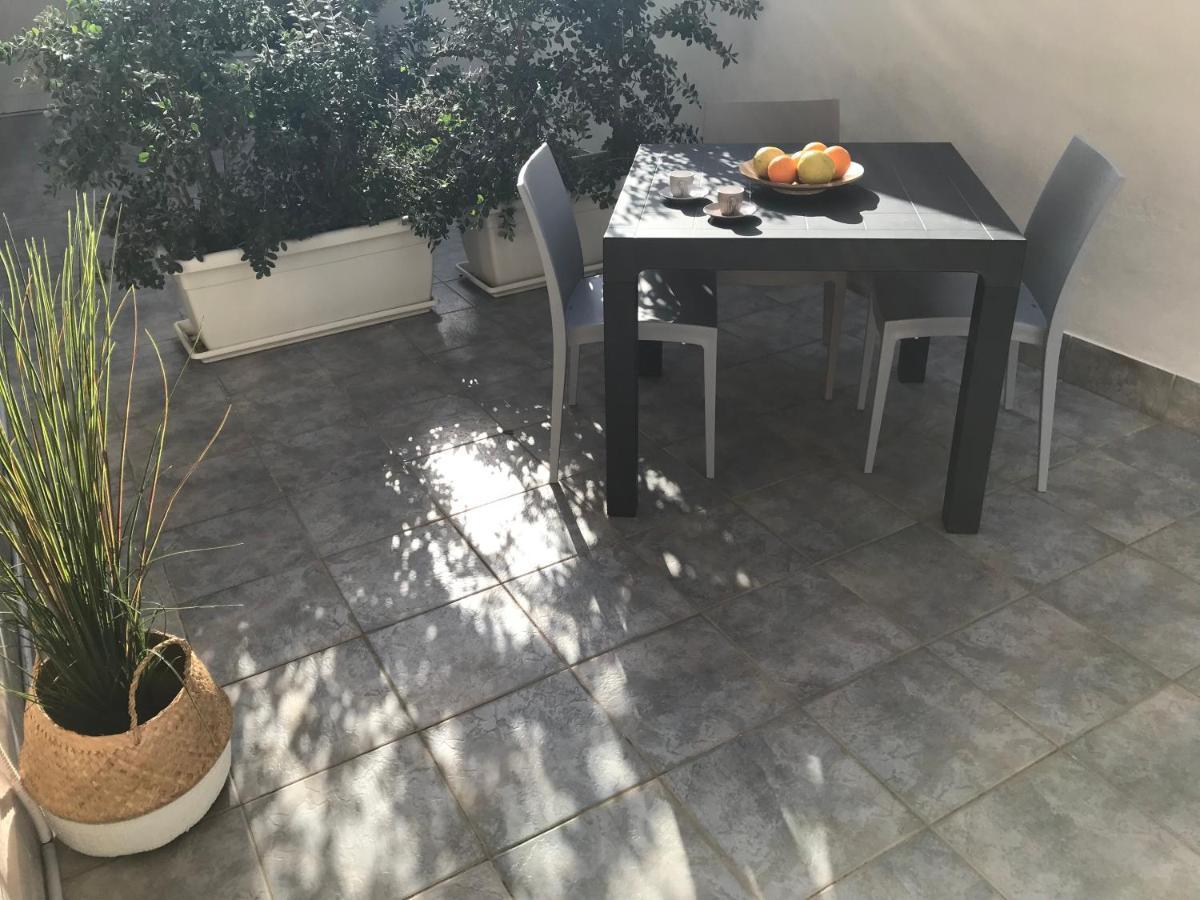 Scogliera Apartments Авола Екстериор снимка