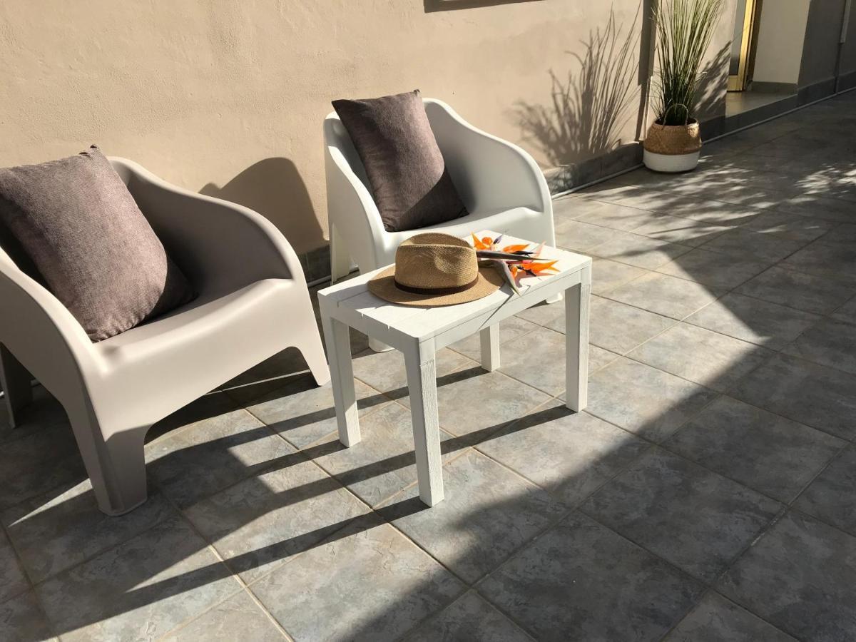 Scogliera Apartments Авола Екстериор снимка