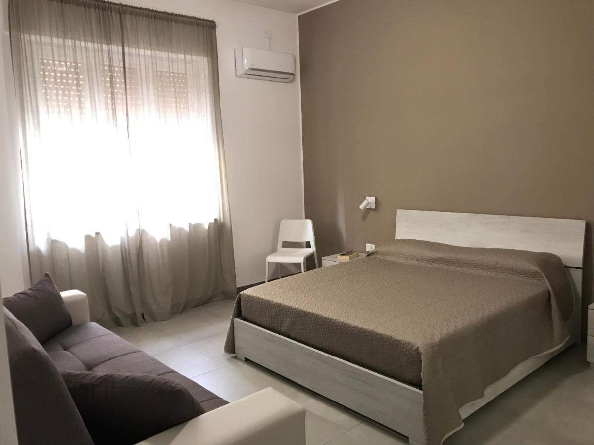 Scogliera Apartments Авола Екстериор снимка