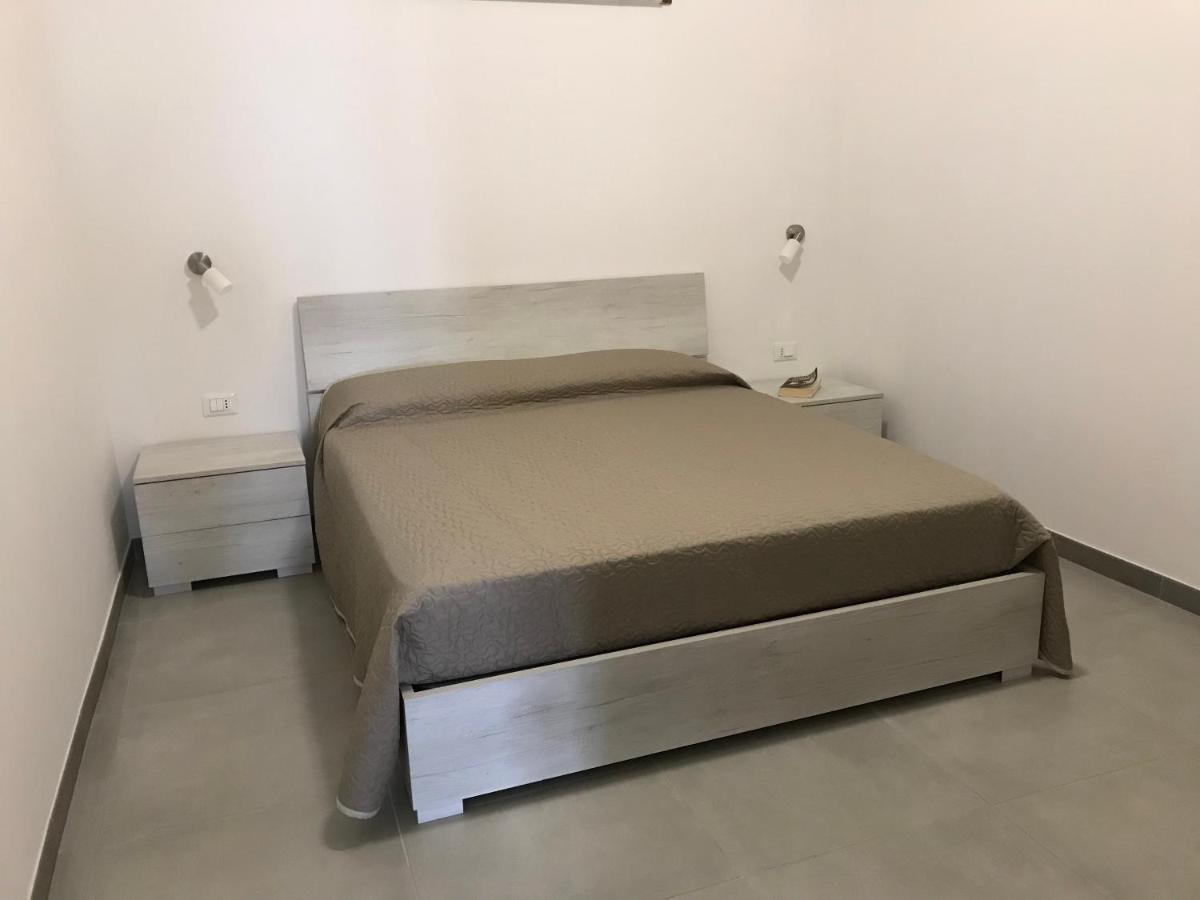 Scogliera Apartments Авола Екстериор снимка