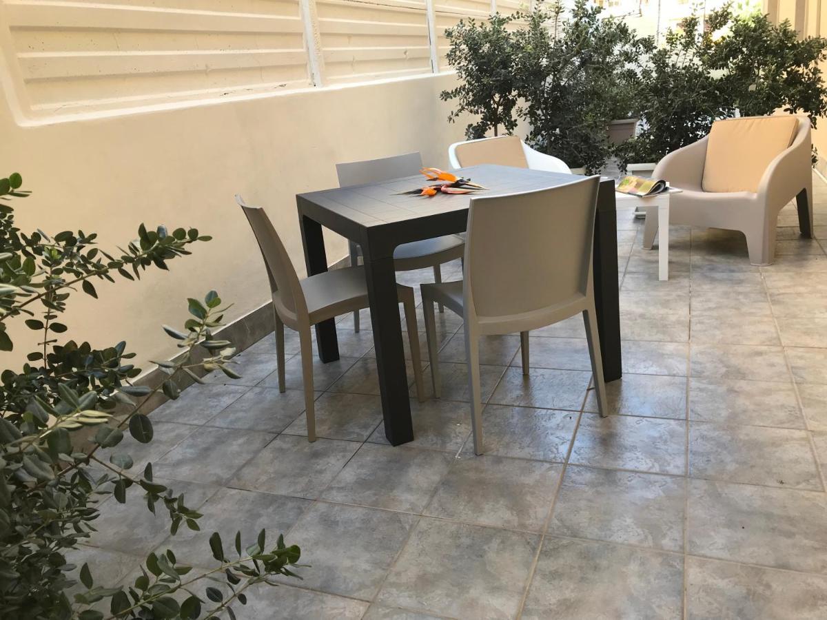 Scogliera Apartments Авола Екстериор снимка