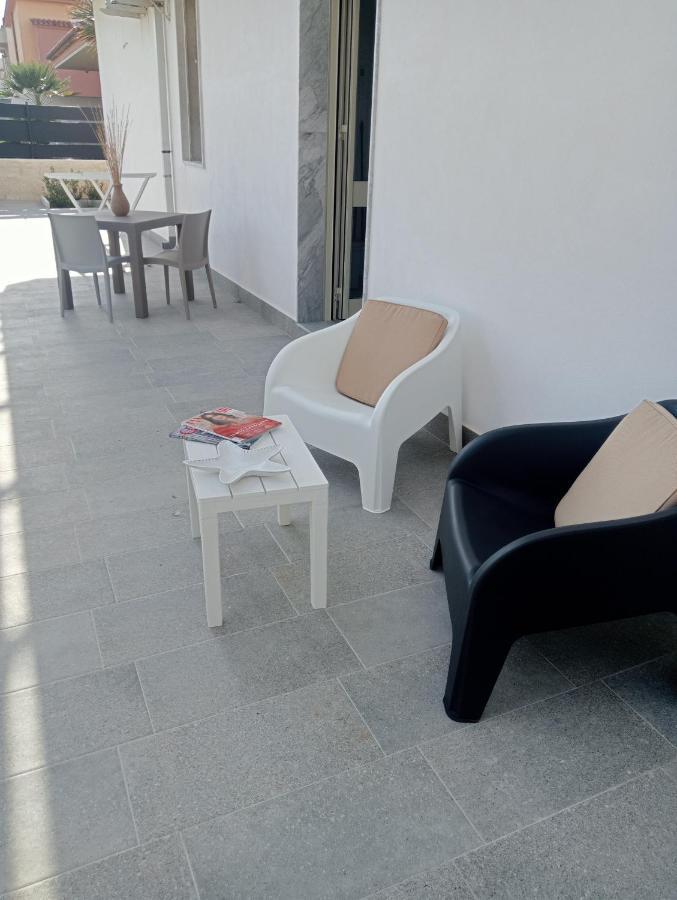 Scogliera Apartments Авола Екстериор снимка