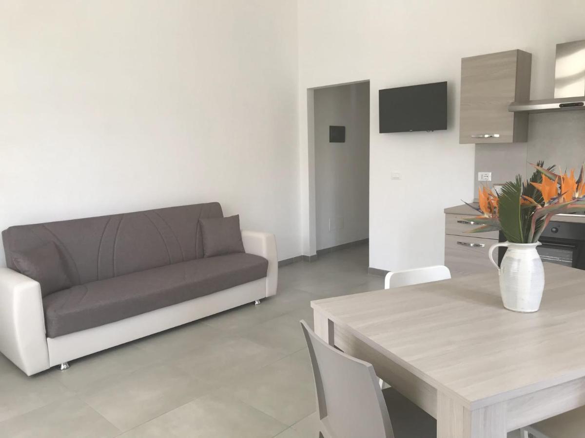 Scogliera Apartments Авола Екстериор снимка